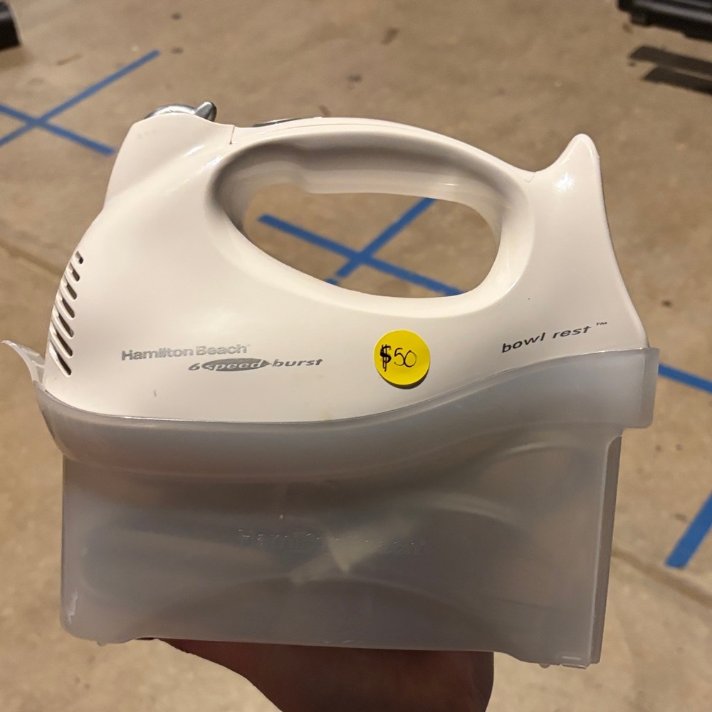 Hamilton Beach White 6-Speed Hand Mixer